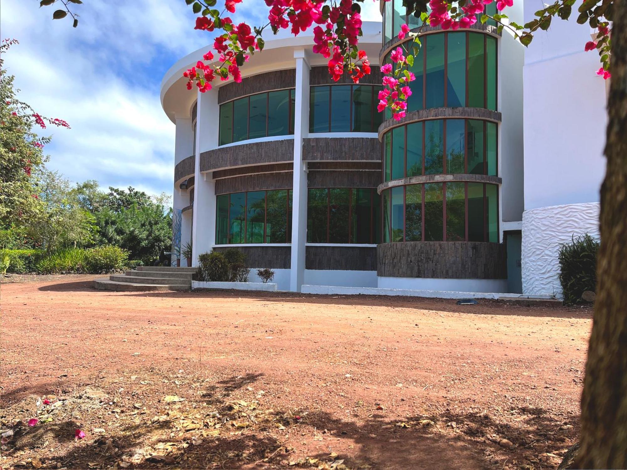 Hotel Tortuga Bay - Galapagos Puerto Ayora  Exteriör bild